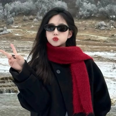 隔壁墓园的男孩 在线观看