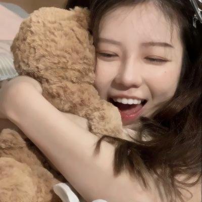 背带短裤丧尸来袭 在线观看